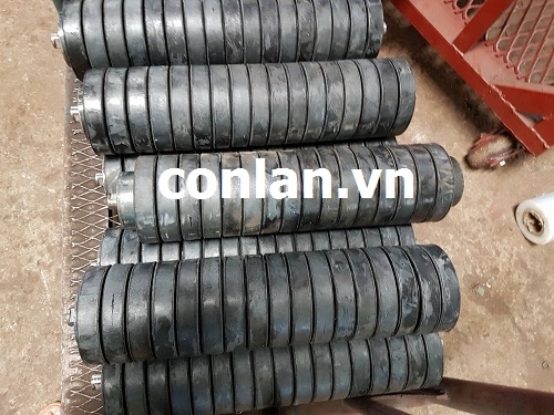 Con lăn giảm chấn